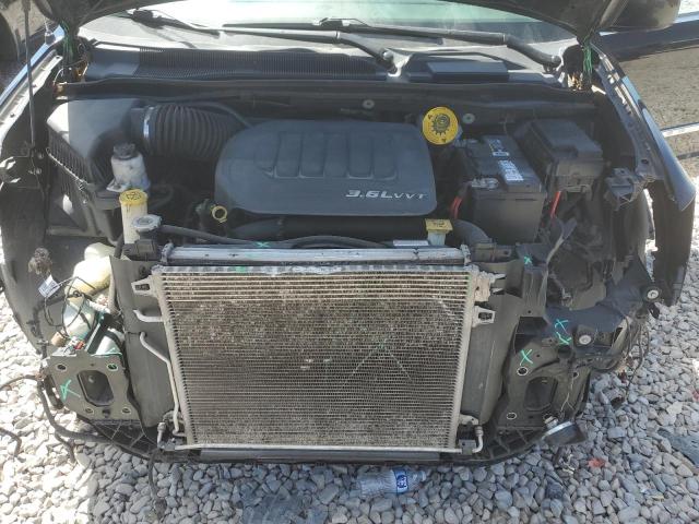2015 CHRYSLER TOWN & COU - 2C4RC1BGXFR694144