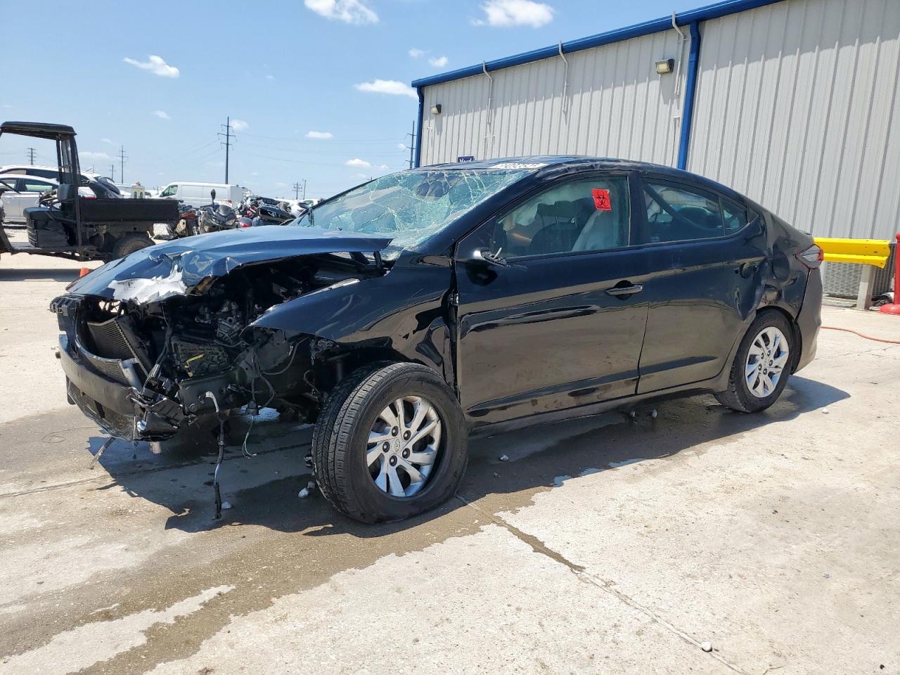 HYUNDAI ELANTRA SE
