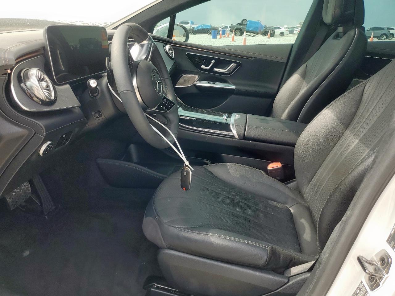 MERCEDES-BENZ EQE 500 4MATIC