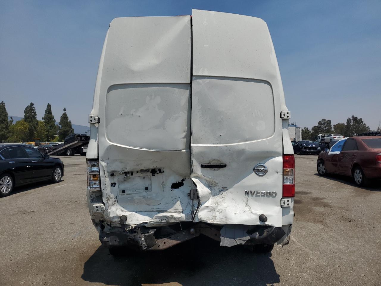 NISSAN NV2500 2500 S