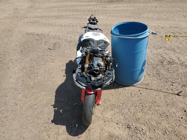 2022 YAMAHA YZFR1 JYARN66E2NA002120