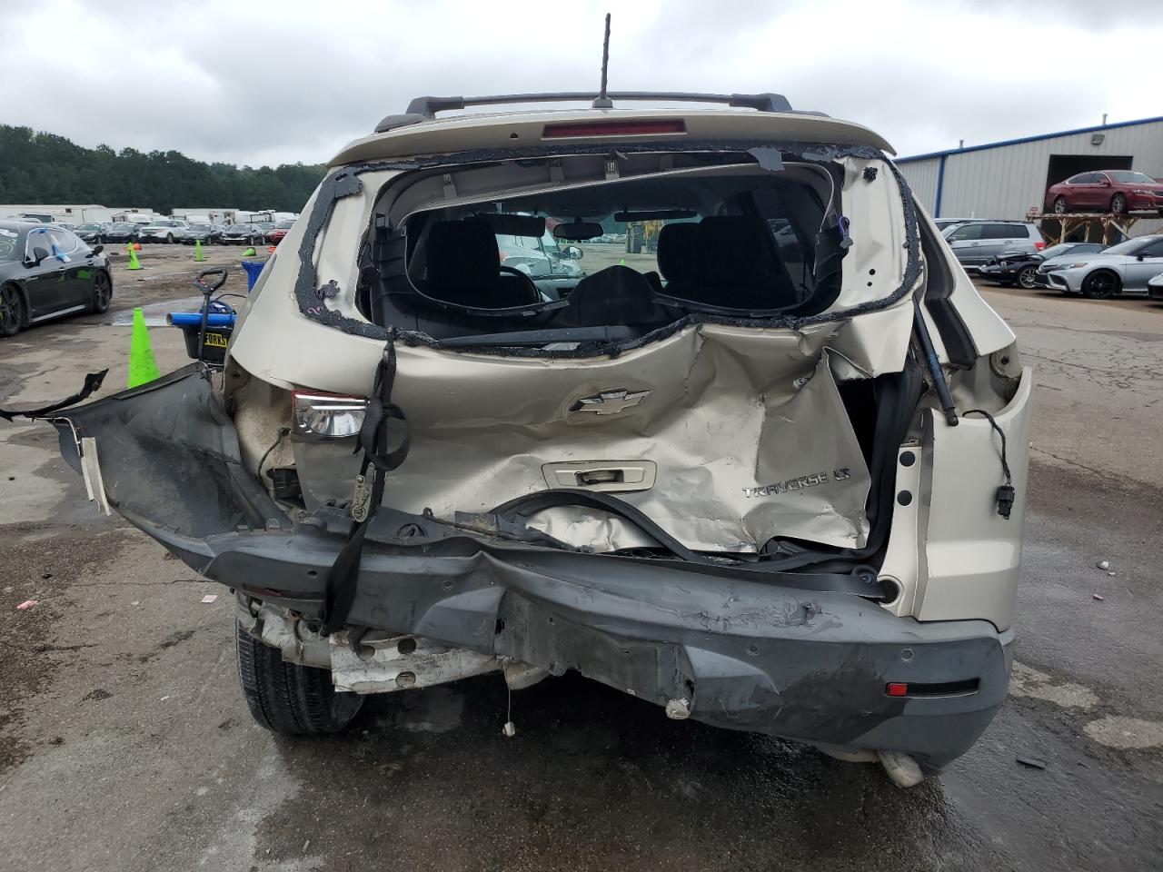 CHEVROLET TRAVERSE LT