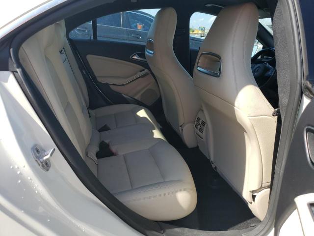 2015 MERCEDES-BENZ CLA 250 WDDSJ4EB9FN173735