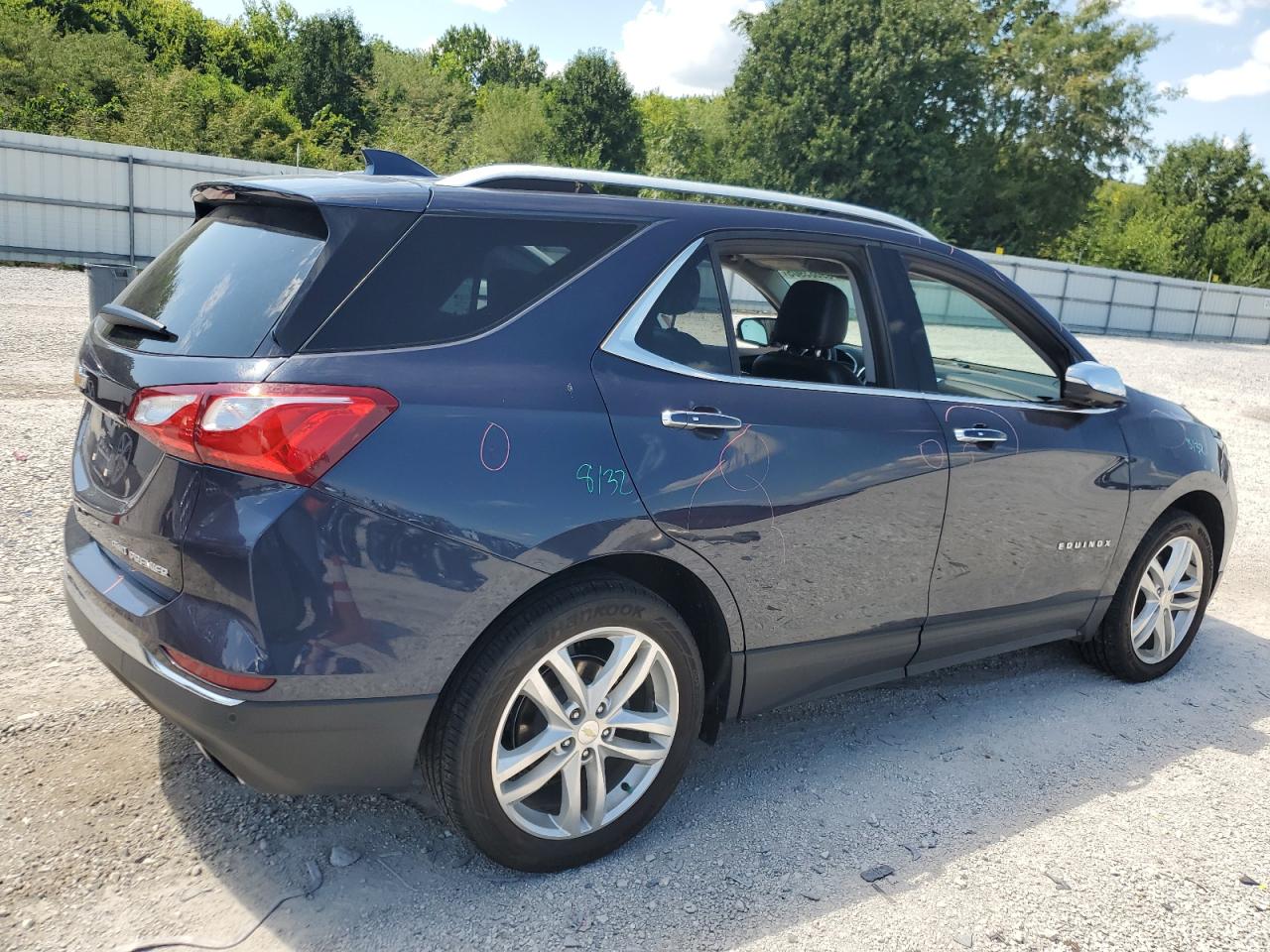 CHEVROLET EQUINOX PREMIER