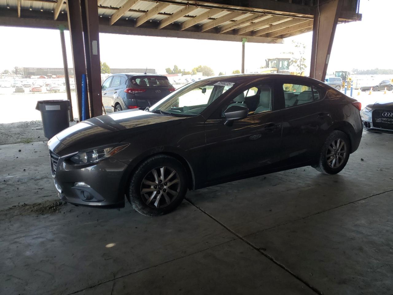 MAZDA 3 TOURING