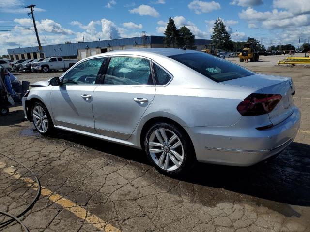 2017 VOLKSWAGEN PASSAT SEL 1VWCT7A32HC041050