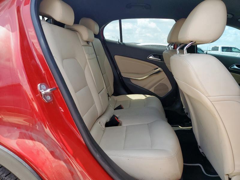 2018 MERCEDES-BENZ GLA 250 - WDCTG4EB1JJ516805