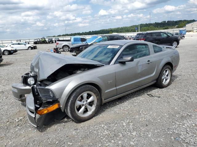 FORD MUSTANG GT