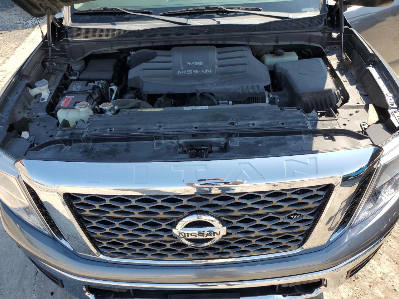 1N6AA1E54JN539430 NISSAN TITAN 2018