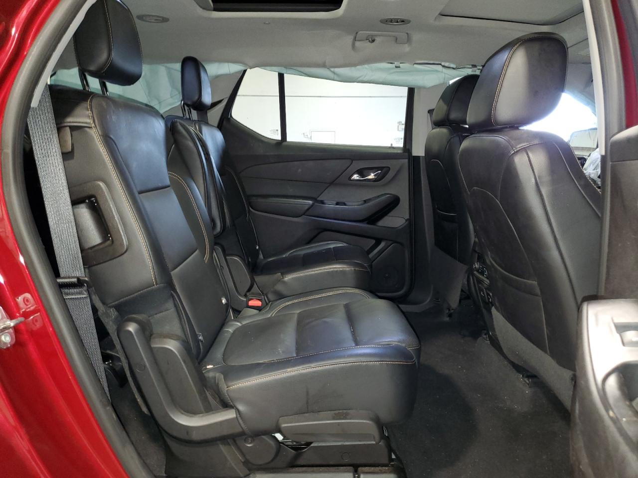 1GNEVJKWXJJ121460 CHEVROLET TRAVERSE 2018