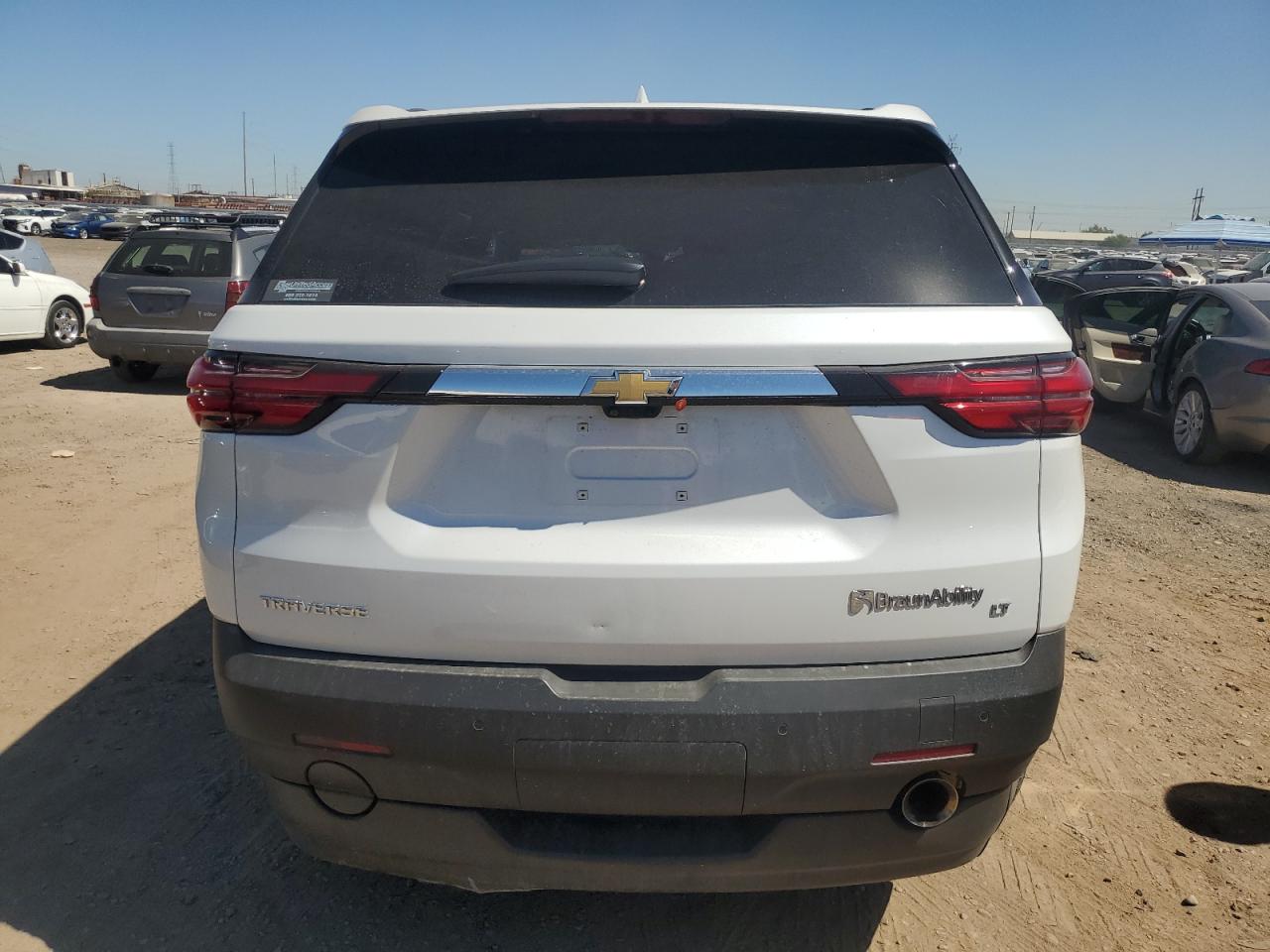 1GNERHKWXNJ114575 Chevrolet Traverse L 6