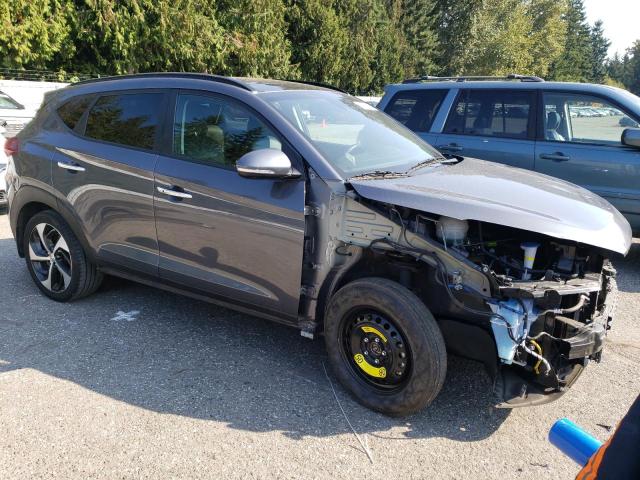 KM8J3CA20JU695258 Hyundai Tucson Value