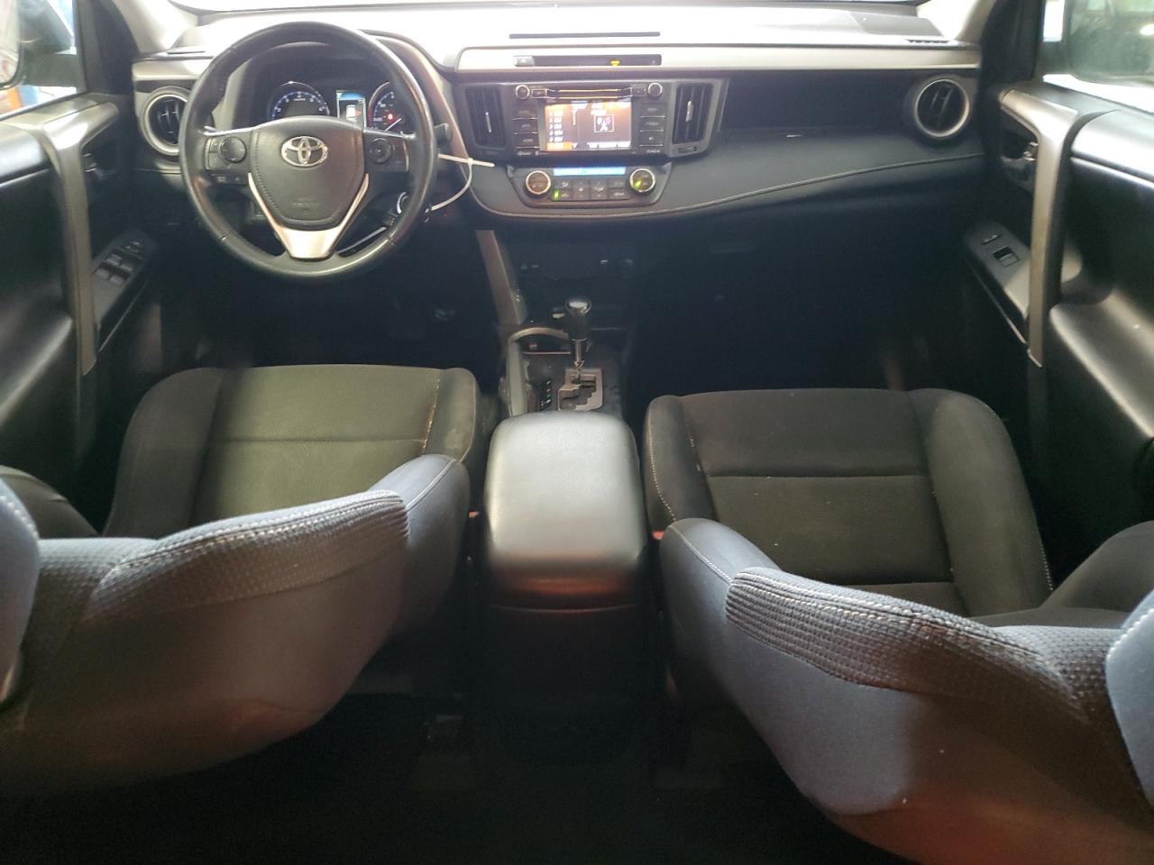 2T3WFREV1GW273696 TOYOTA RAV4 2016