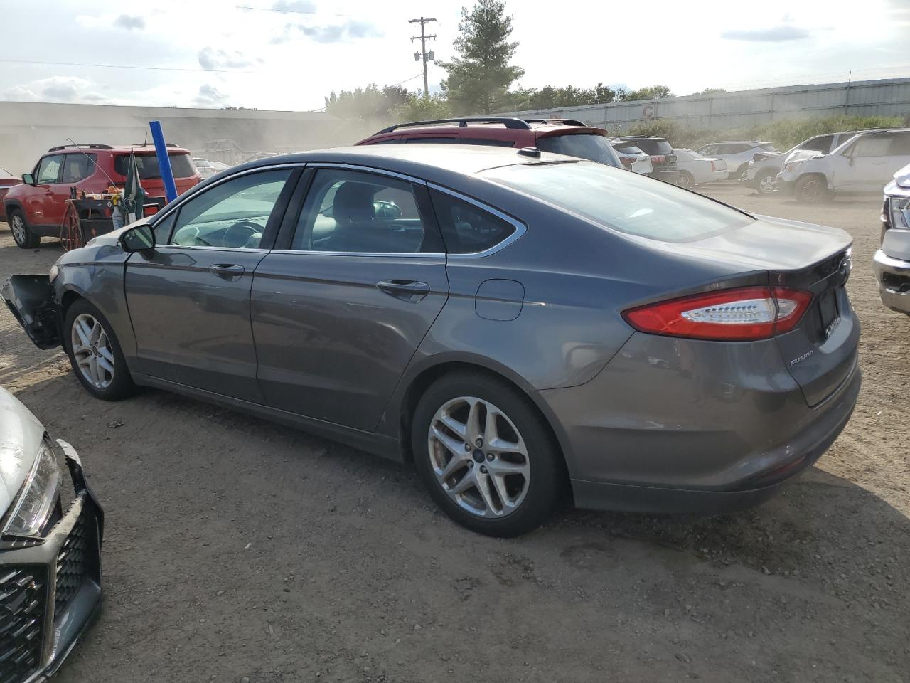 1FA6P0HD5E5392521 2014 Ford Fusion Se