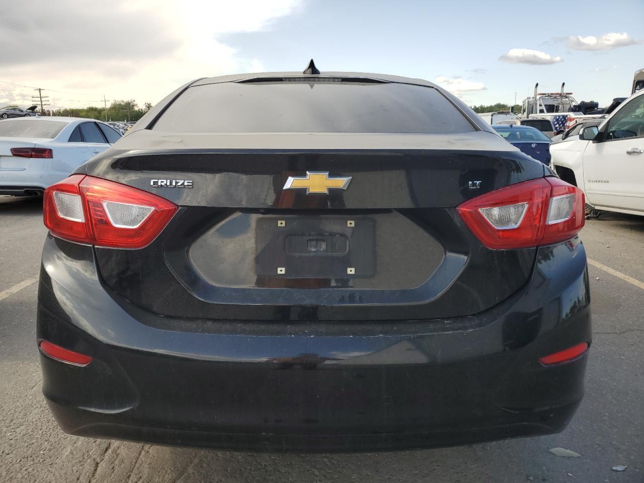 1G1BE5SM4H7116871 CHEVROLET CRUZE 2017