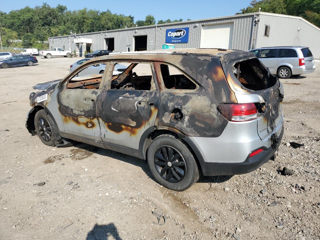 Lot #2206641914 2017 KIA SORENTO LX