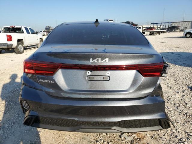 3KPF24AD1PE686144 KIA FORTE LX
