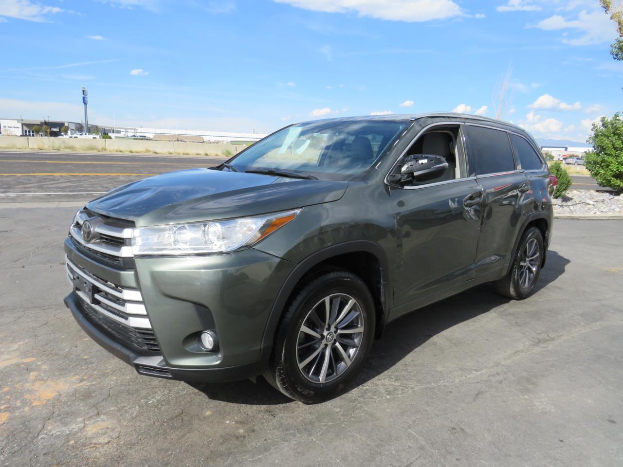 5TDJZRFH5JS871471 TOYOTA HIGHLANDER 2018