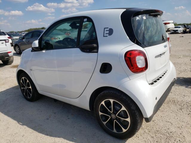 VIN WMEFJ9BA8HK229920 2017 Smart Fortwo no.2