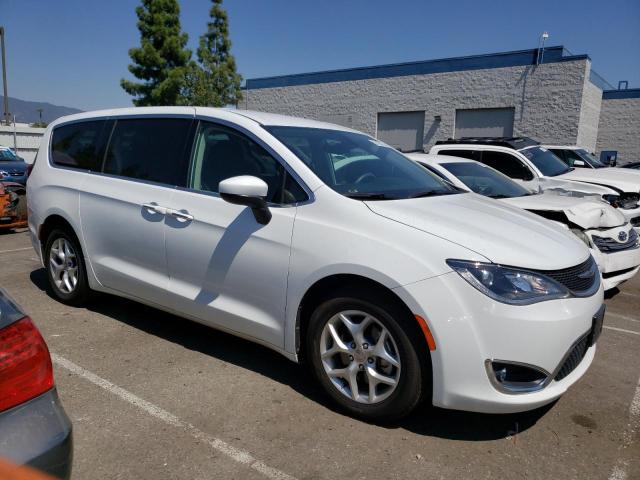 2C4RC1BG3HR846543 2017 CHRYSLER PACIFICA, photo no. 4