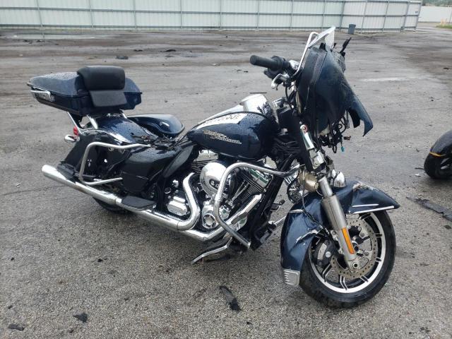 2015 HARLEY-DAVIDSON FLHTP POLI - 1HD1FMM10FB701369