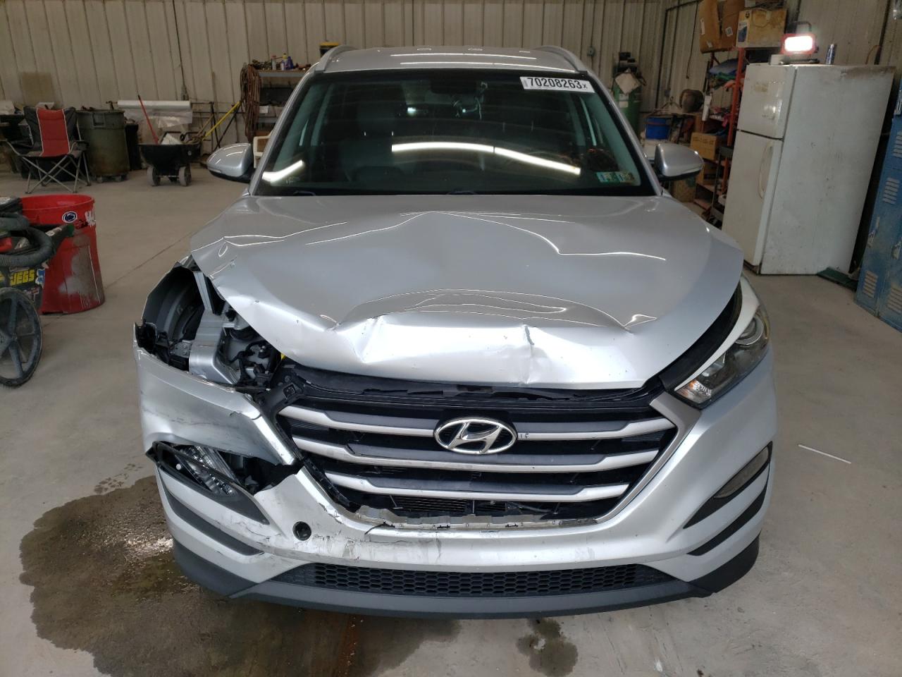 KM8J3CA46HU470127 2017 Hyundai Tucson Limited