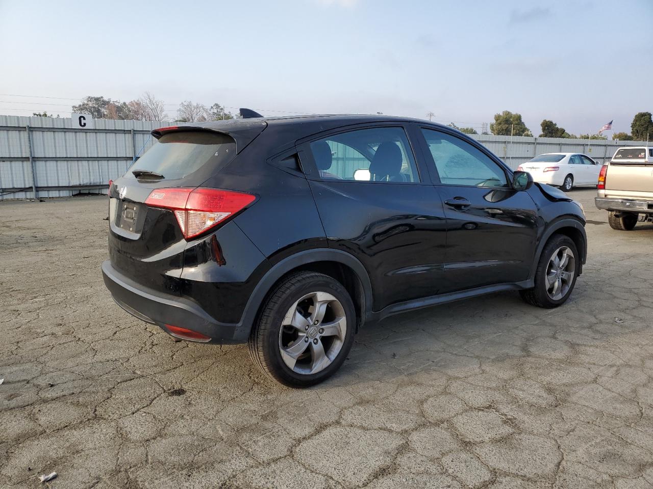 3CZRU5H3XJG700087 HONDA HR-V 2018