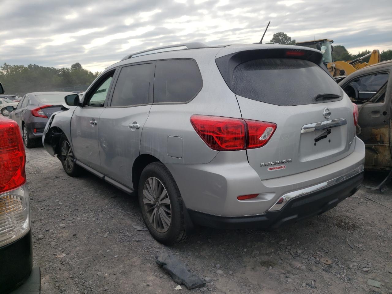 5N1DR2MM6JC651905 NISSAN PATHFINDER 2018