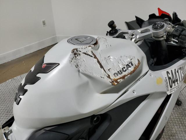2022 DUCATI PANIGALE V ZDMHAATWXNB008631