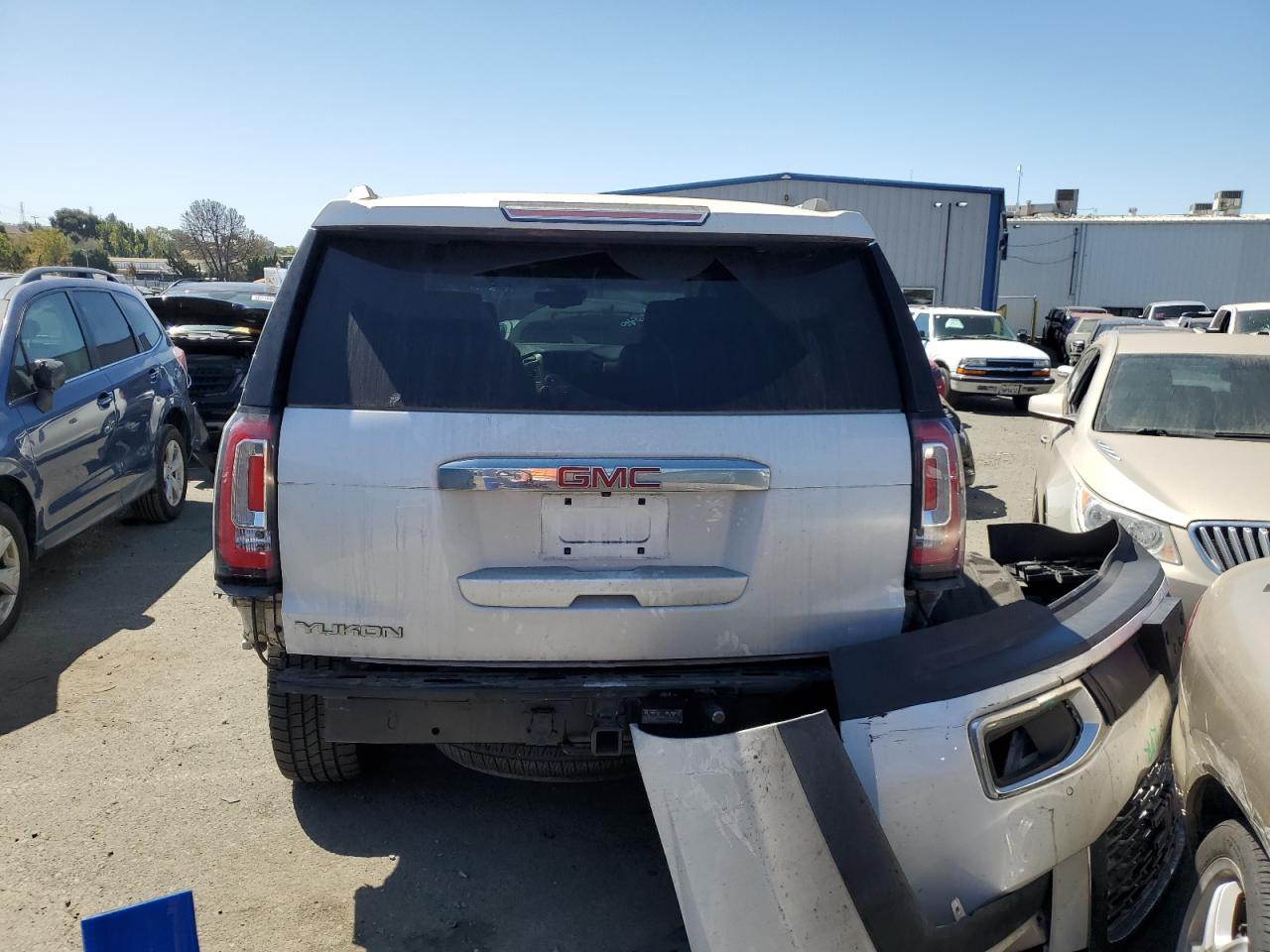 1GKS2CKJ9KR311049 2019 GMC Yukon Denali