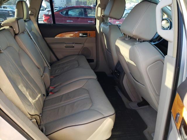 2LMDJ8JK3EBL11361 Lincoln MKX