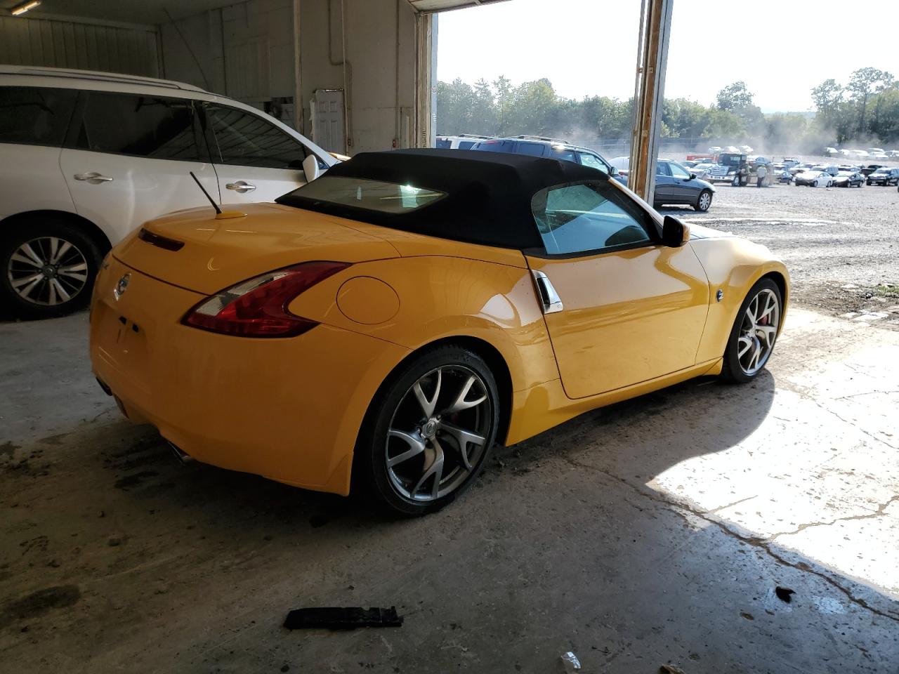 JN1AZ4FH3HM940279 2017 Nissan 370Z Base