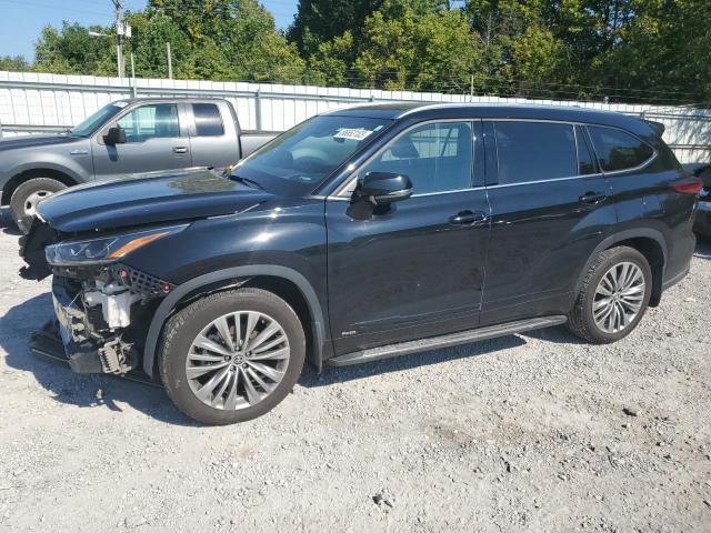 2022 Toyota Highlander Hybrid Platinum