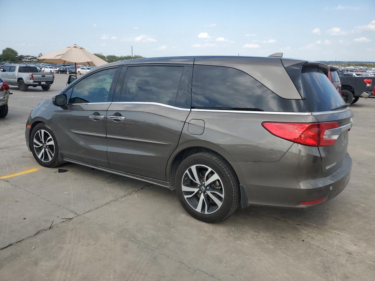 5FNRL6H96JB069430 HONDA ODYSSEY 2018