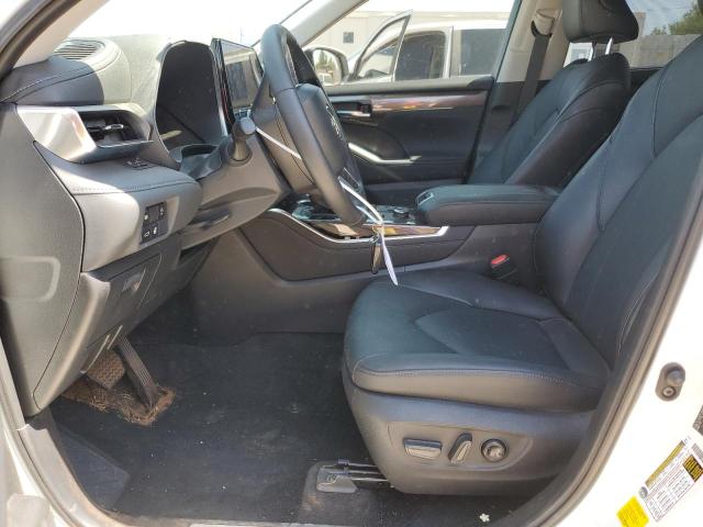 VIN 5TDKDRBH4PS018688 2023 Toyota Highlander, L no.7