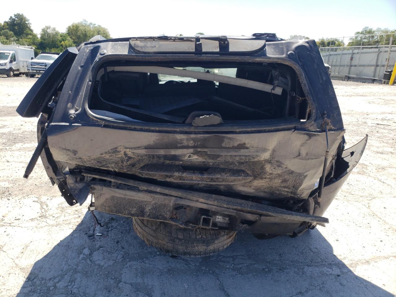 1GNSKBKC2HR135629 CHEVROLET TAHOE 2017