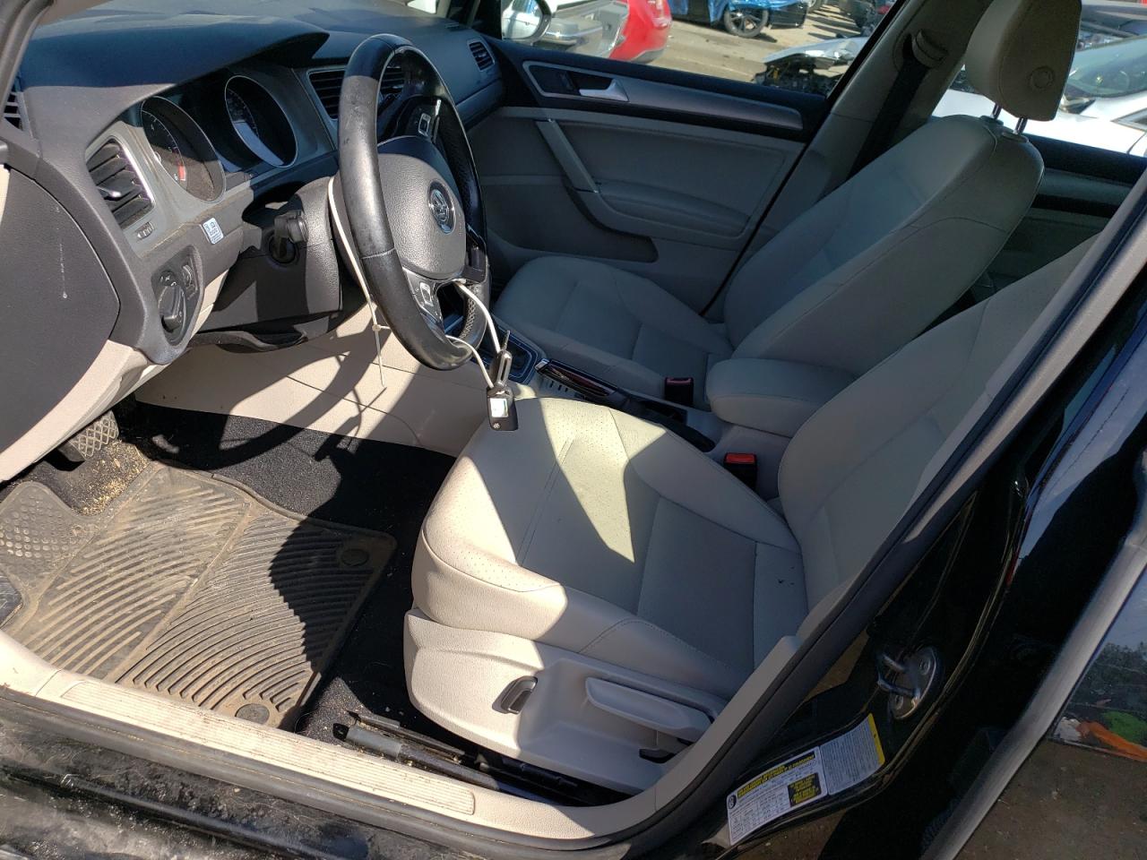 3VW2A7AU8FM076195 2015 Volkswagen Golf Tdi 3VW2A7AU8FM076195 2015 Volkswagen Golf Tdi