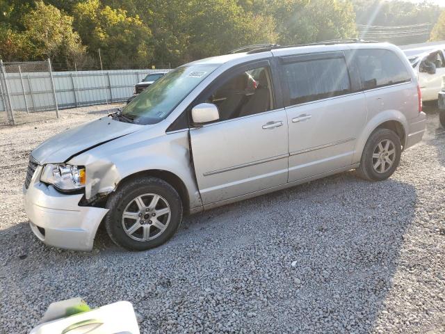 2010 Chrysler Town & Country Touring