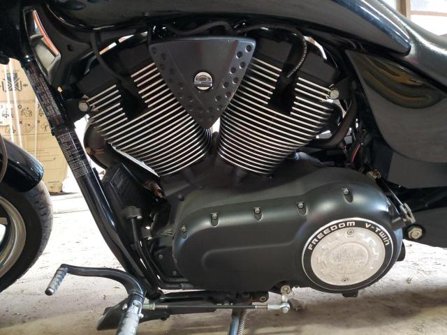 2010 VICTORY MOTORCYCLES HAMMER 8-B 5VPBB26D8A3002637