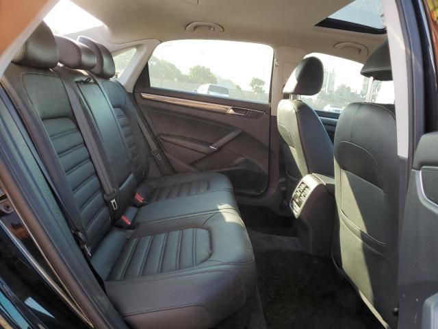 2017 VOLKSWAGEN PASSAT SEL - 1VWCT7A38HC017478