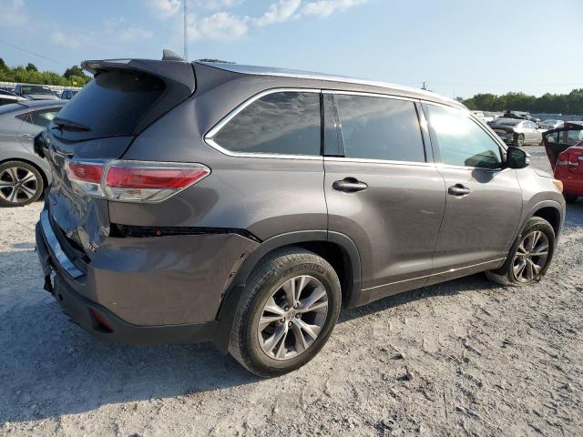 VIN 5TDKKRFH1FS065465 2015 Toyota Highlander, Xle no.3