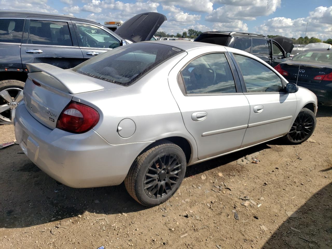 1B3ES56C24D622663 2004 Dodge Neon Sxt