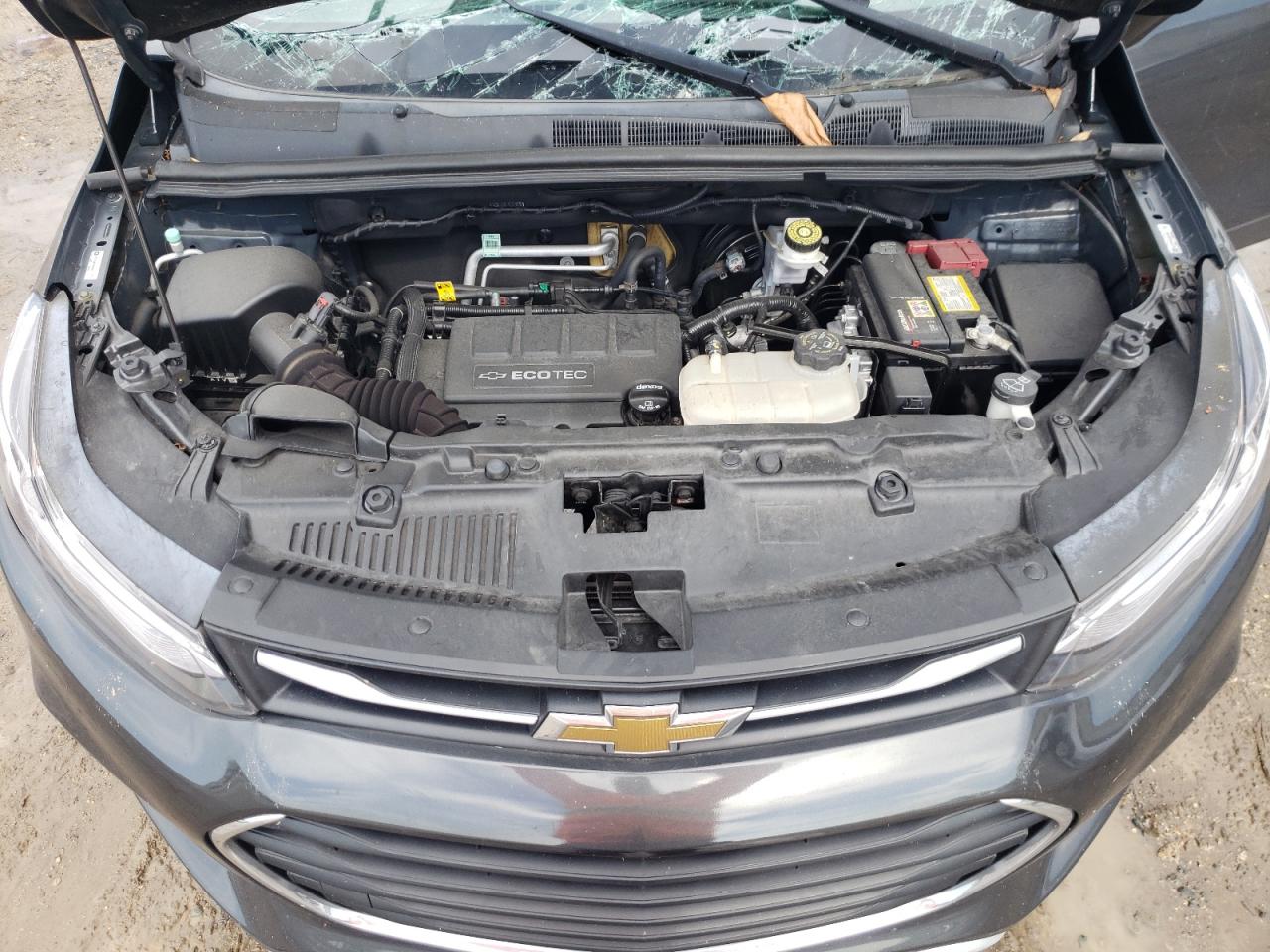 KL7CJPSB6JB648902 CHEVROLET TRAX 2018