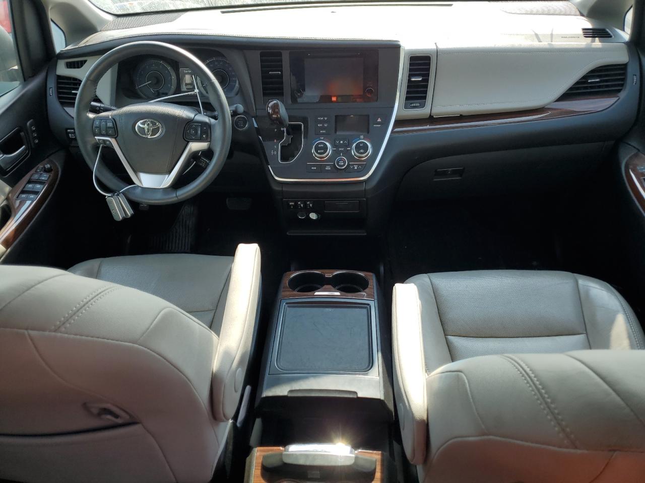 5TDYK3DC4GS738216 TOYOTA All Models 2016