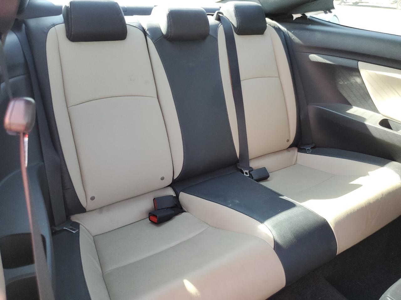2HGFC3B79GH355690 HONDA CIVIC 2016