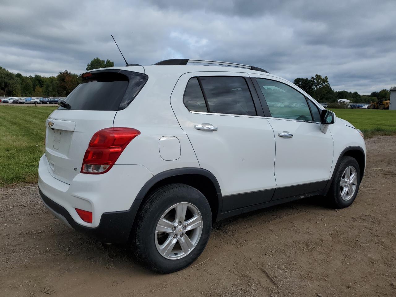 KL7CJPSB1JB691446 CHEVROLET TRAX 2018