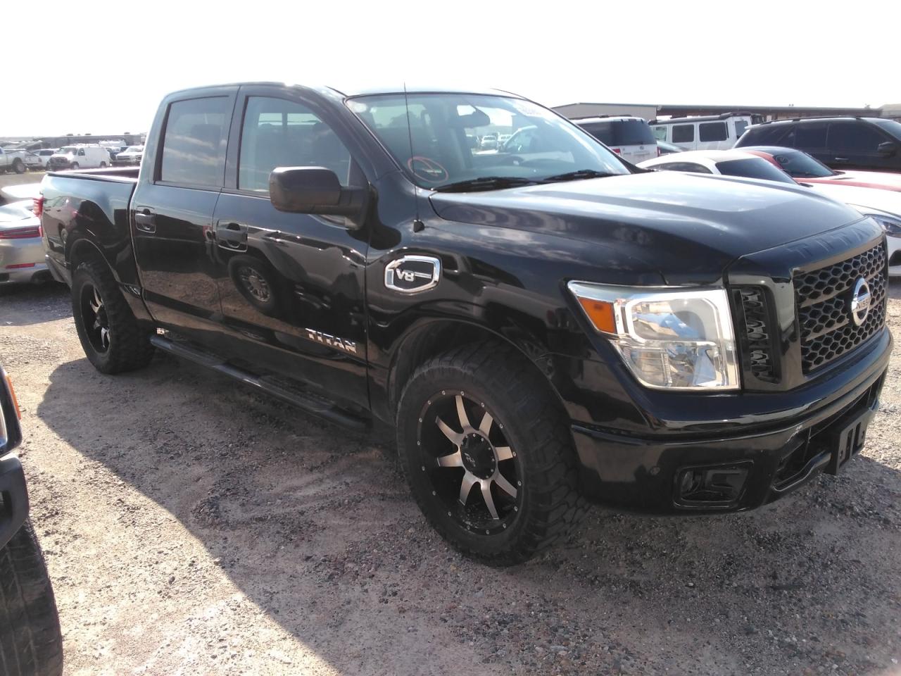 1N6AA1EK7JN501339 NISSAN TITAN 2018