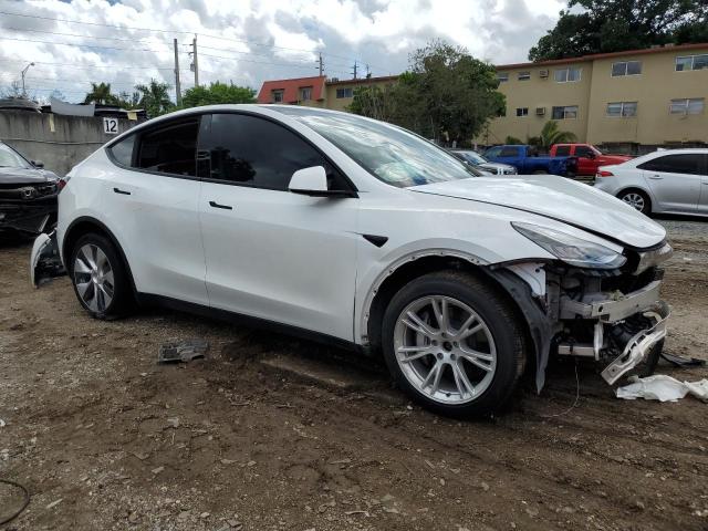 5YJYGDEE9MF065897 Tesla Model Y  4