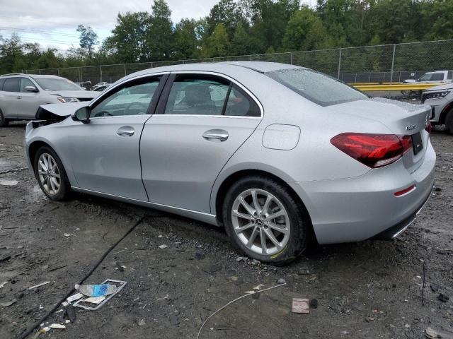W1K3G4FB1MJ269963 Mercedes-Benz A 220 4matic