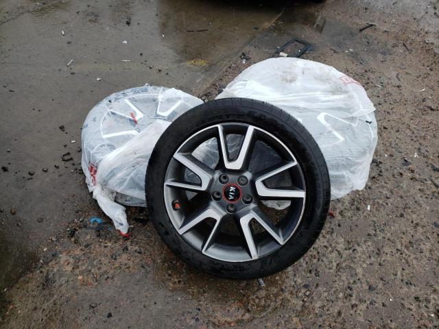 KNDJ53AF4L7010505 KIA Soul Gt-line Turbo